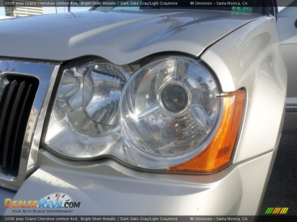 2008 Jeep Grand Cherokee Limited 4x4 Bright Silver Metallic / Dark Slate Gray/Light Graystone Photo #25
