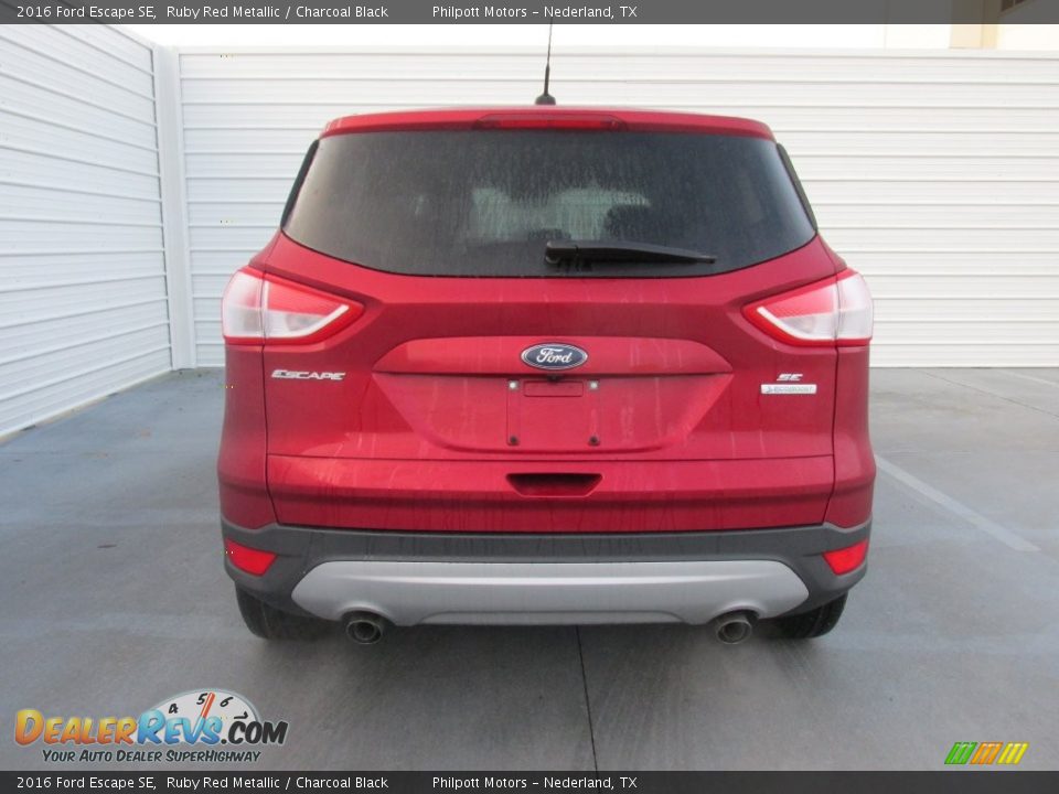 2016 Ford Escape SE Ruby Red Metallic / Charcoal Black Photo #5