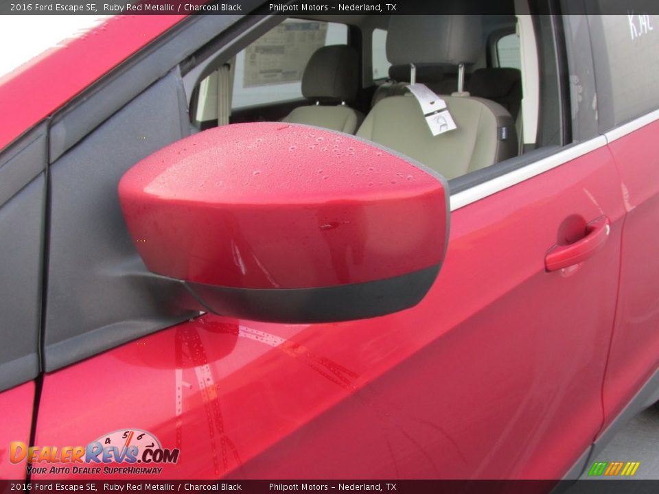 2016 Ford Escape SE Ruby Red Metallic / Charcoal Black Photo #12