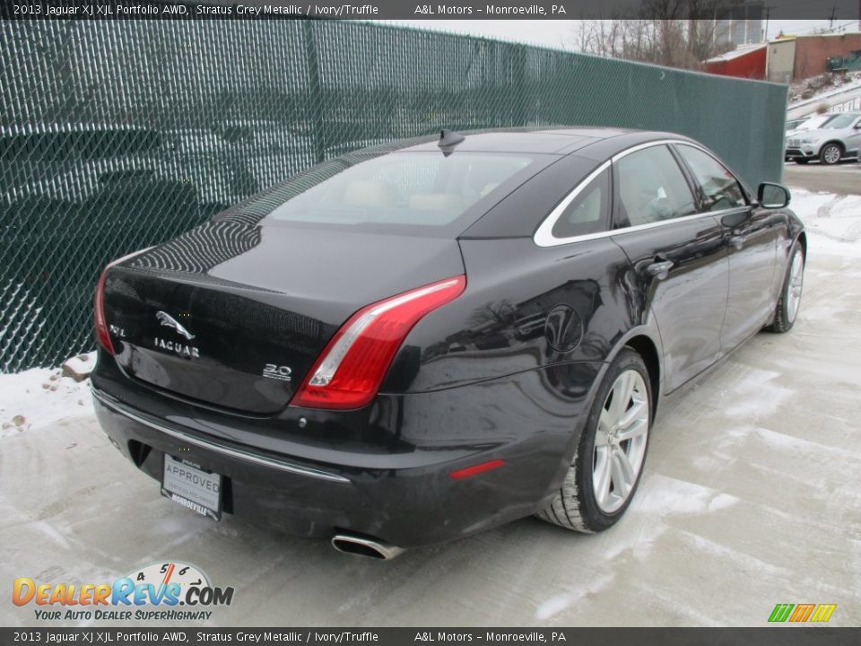 2013 Jaguar XJ XJL Portfolio AWD Stratus Grey Metallic / Ivory/Truffle Photo #4