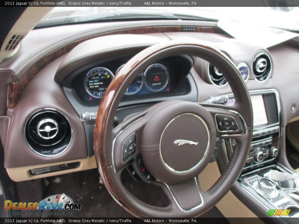 2013 Jaguar XJ XJL Portfolio AWD Stratus Grey Metallic / Ivory/Truffle Photo #15