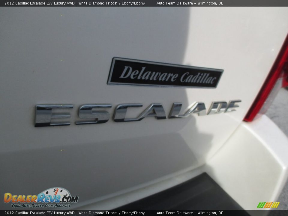 2012 Cadillac Escalade ESV Luxury AWD White Diamond Tricoat / Ebony/Ebony Photo #35