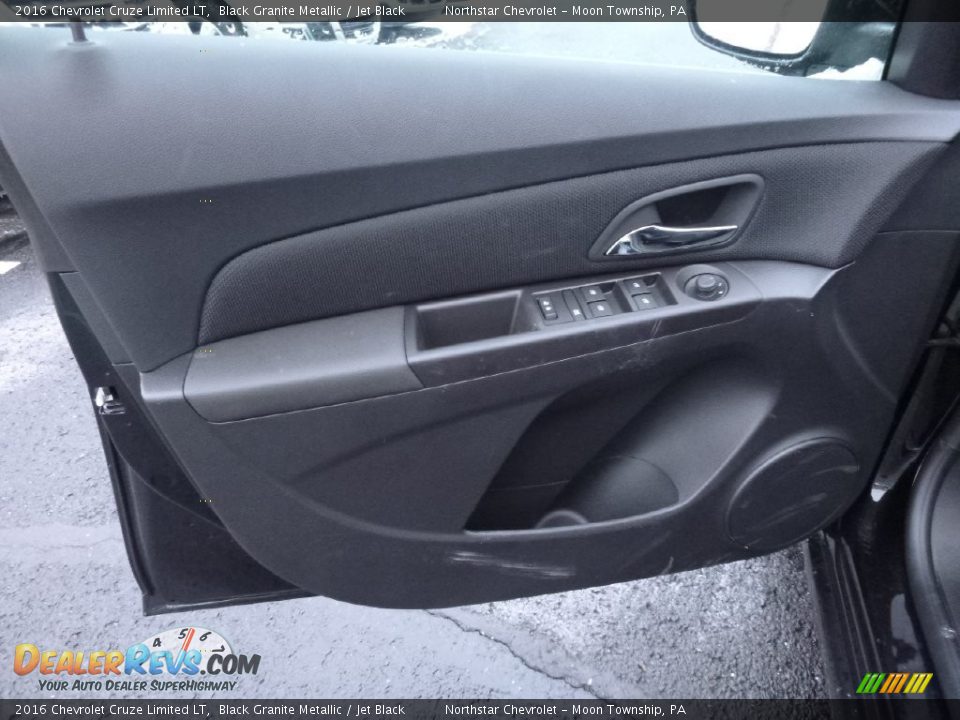 2016 Chevrolet Cruze Limited LT Black Granite Metallic / Jet Black Photo #15