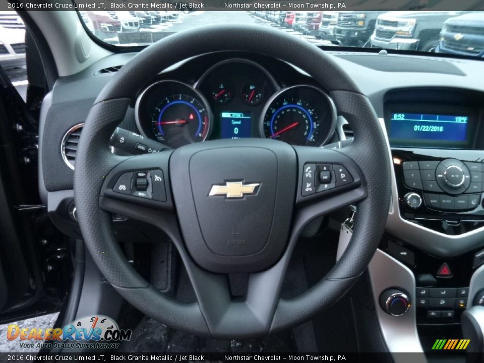 2016 Chevrolet Cruze Limited LT Black Granite Metallic / Jet Black Photo #17