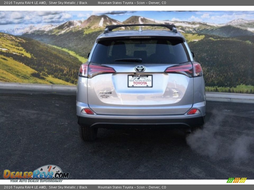 2016 Toyota RAV4 LE AWD Silver Sky Metallic / Black Photo #4