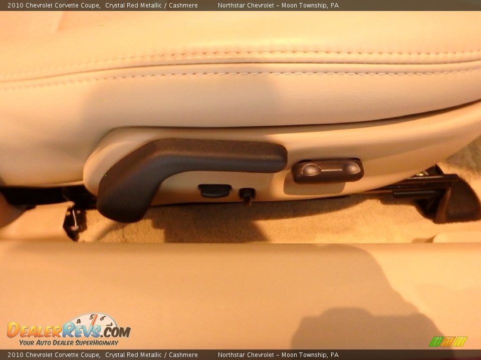 2010 Chevrolet Corvette Coupe Crystal Red Metallic / Cashmere Photo #20