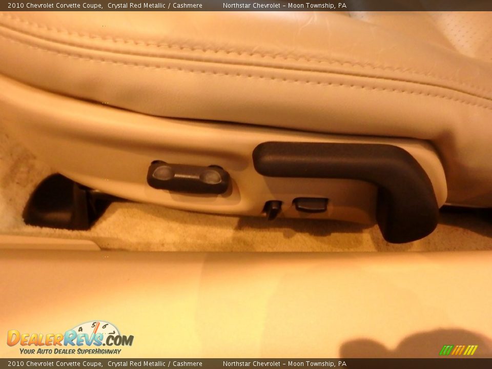2010 Chevrolet Corvette Coupe Crystal Red Metallic / Cashmere Photo #24