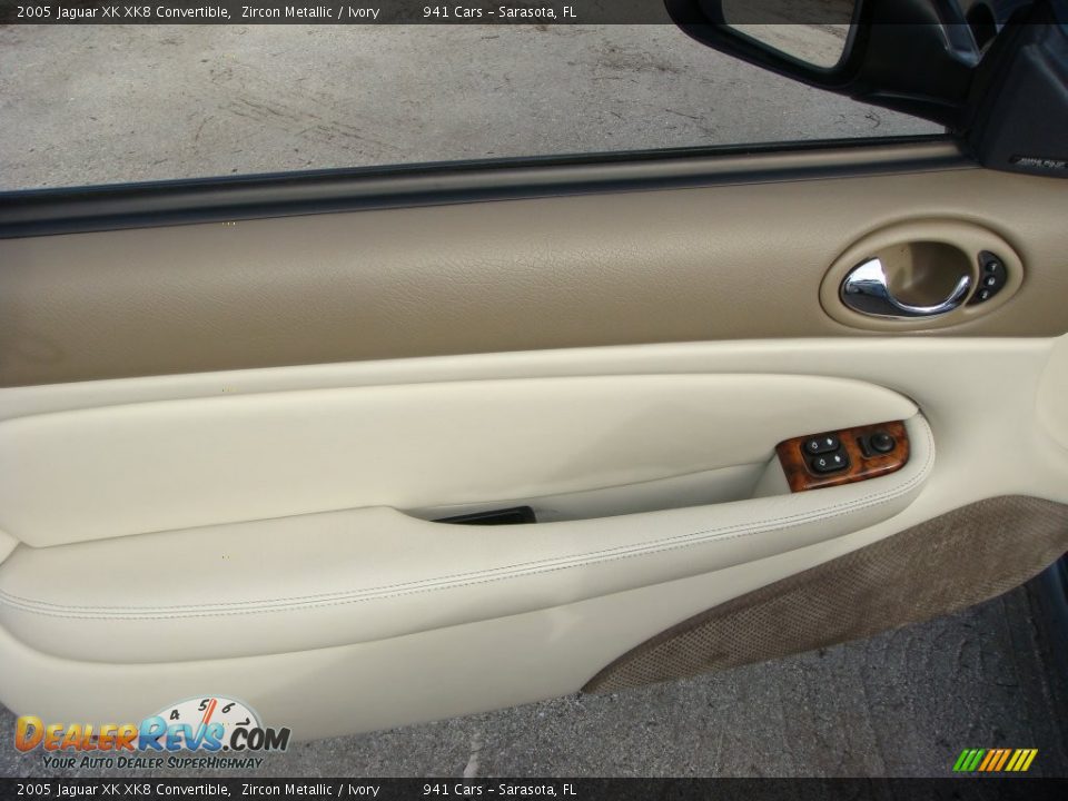 2005 Jaguar XK XK8 Convertible Zircon Metallic / Ivory Photo #13