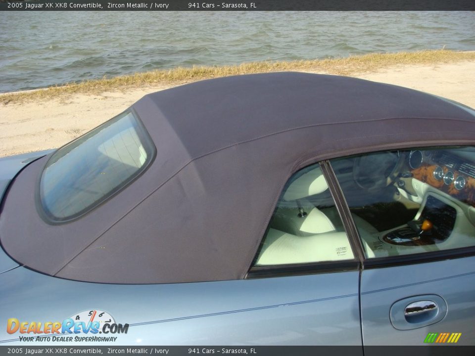 2005 Jaguar XK XK8 Convertible Zircon Metallic / Ivory Photo #22