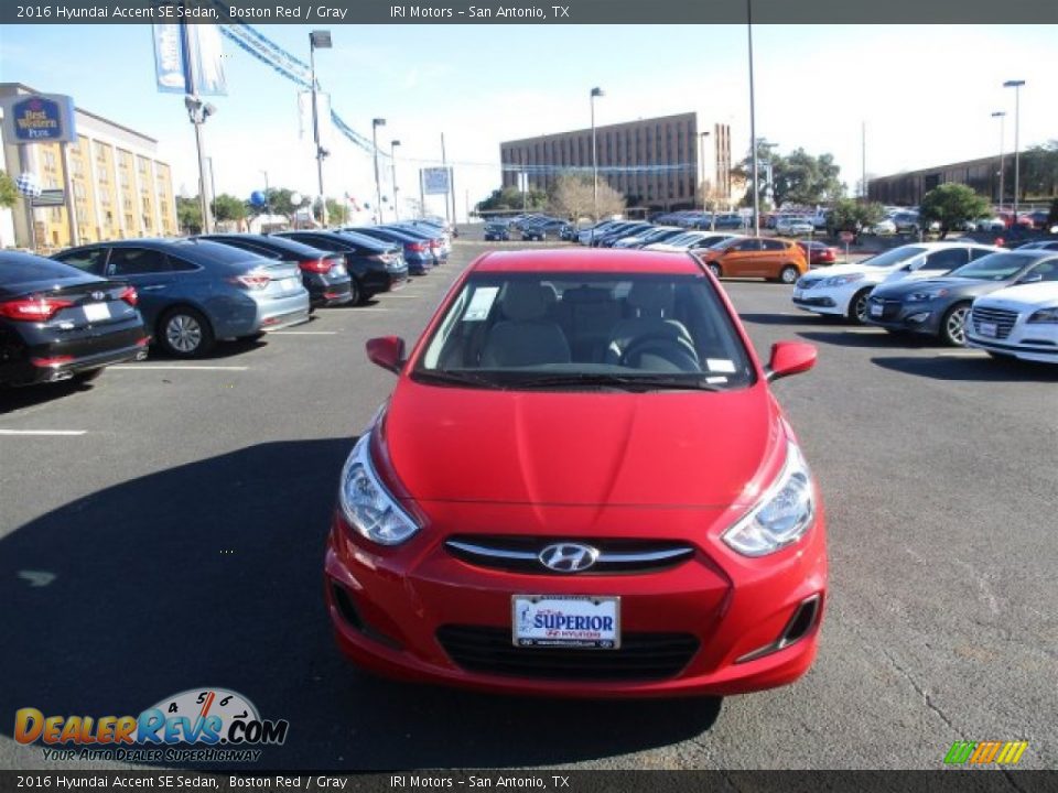 2016 Hyundai Accent SE Sedan Boston Red / Gray Photo #5