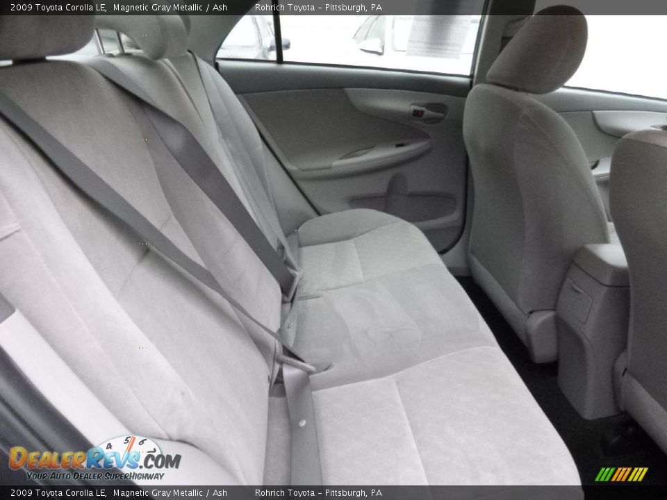 2009 Toyota Corolla LE Magnetic Gray Metallic / Ash Photo #13