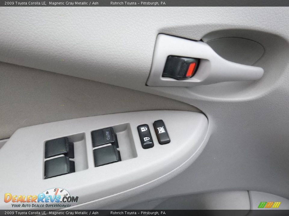 2009 Toyota Corolla LE Magnetic Gray Metallic / Ash Photo #17