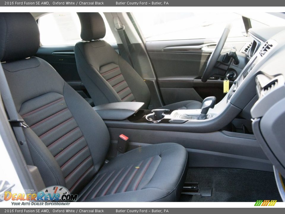 2016 Ford Fusion SE AWD Oxford White / Charcoal Black Photo #9