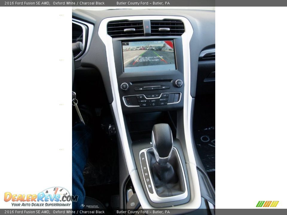 2016 Ford Fusion SE AWD Oxford White / Charcoal Black Photo #13