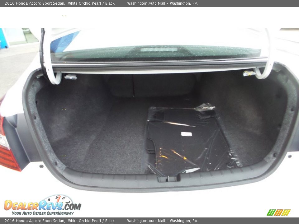 2016 Honda Accord Sport Sedan White Orchid Pearl / Black Photo #11
