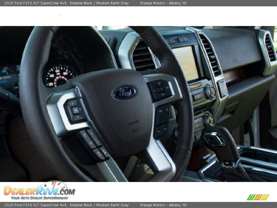 2016 Ford F150 XLT SuperCrew 4x4 Shadow Black / Medium Earth Gray Photo #10