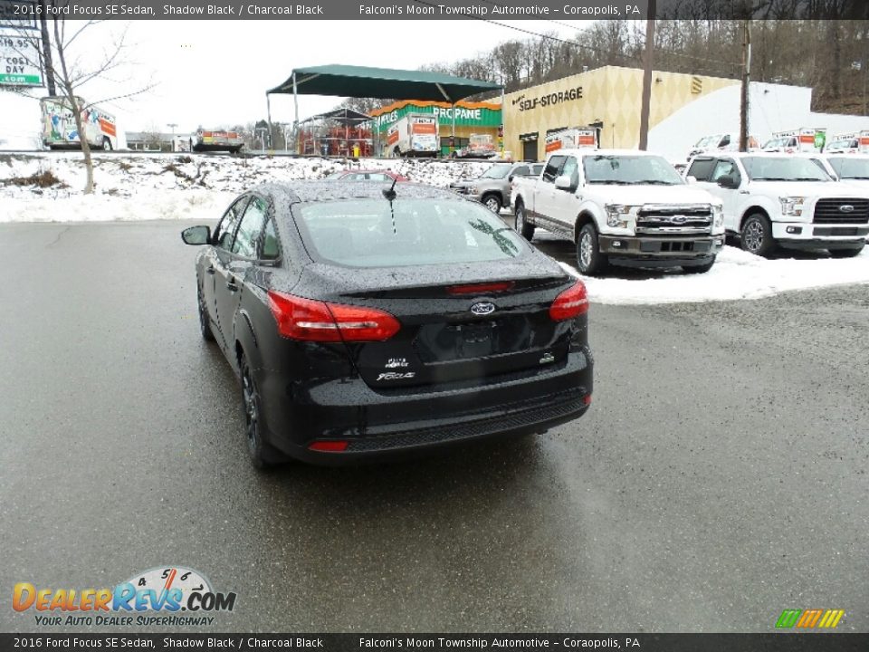 2016 Ford Focus SE Sedan Shadow Black / Charcoal Black Photo #7