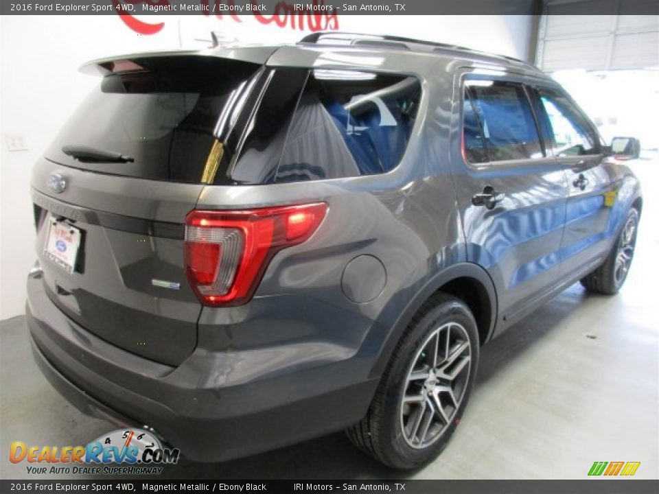 2016 Ford Explorer Sport 4WD Magnetic Metallic / Ebony Black Photo #9