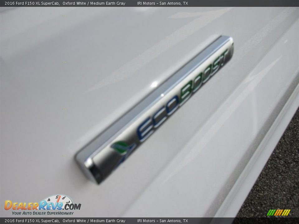 2016 Ford F150 XL SuperCab Oxford White / Medium Earth Gray Photo #4