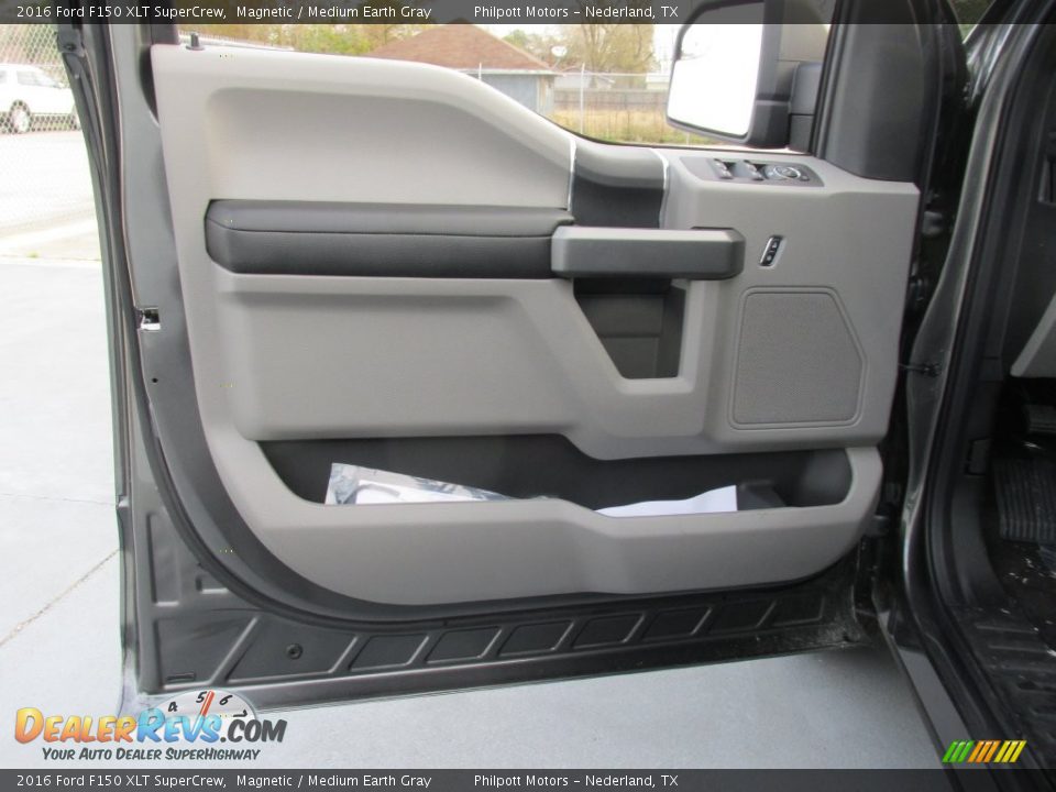 2016 Ford F150 XLT SuperCrew Magnetic / Medium Earth Gray Photo #19