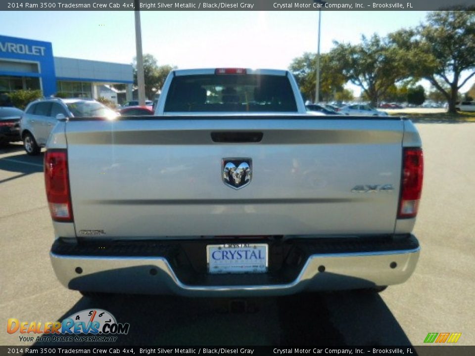 2014 Ram 3500 Tradesman Crew Cab 4x4 Bright Silver Metallic / Black/Diesel Gray Photo #7