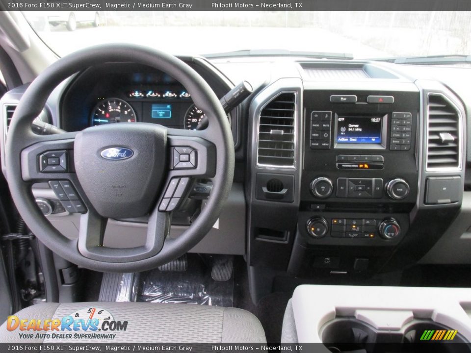 2016 Ford F150 XLT SuperCrew Magnetic / Medium Earth Gray Photo #23