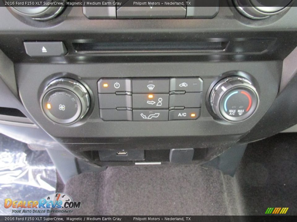 2016 Ford F150 XLT SuperCrew Magnetic / Medium Earth Gray Photo #27