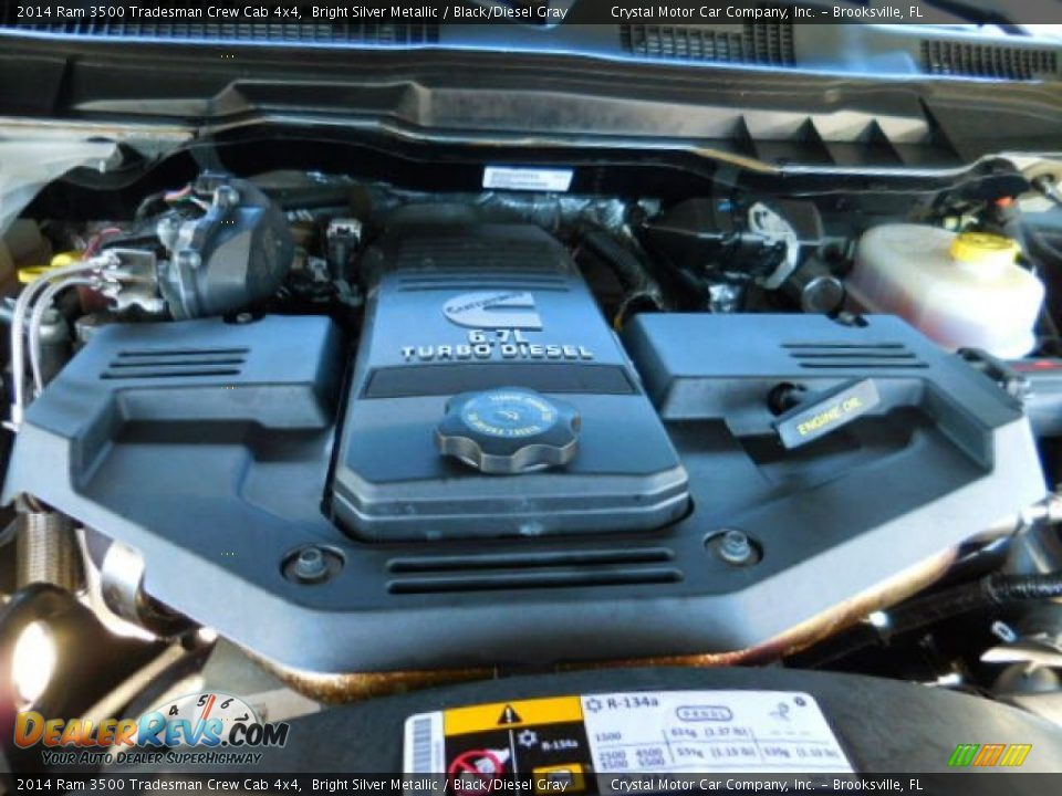 2014 Ram 3500 Tradesman Crew Cab 4x4 Bright Silver Metallic / Black/Diesel Gray Photo #16