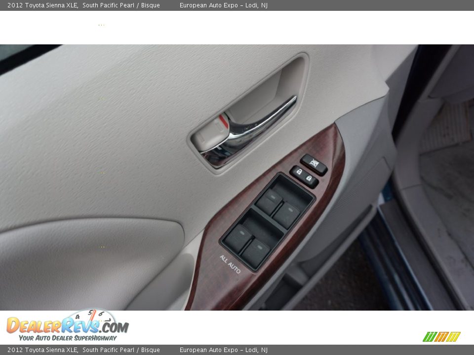 2012 Toyota Sienna XLE South Pacific Pearl / Bisque Photo #25