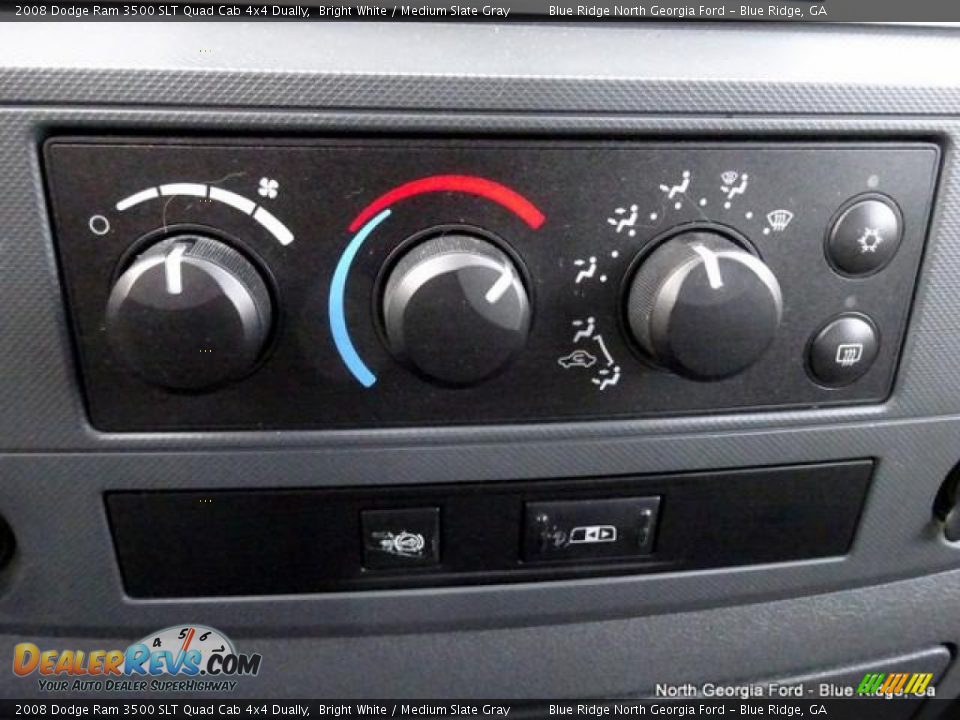 2008 Dodge Ram 3500 SLT Quad Cab 4x4 Dually Bright White / Medium Slate Gray Photo #25