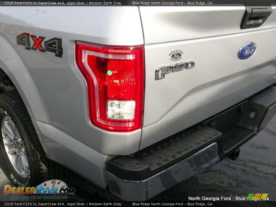 2016 Ford F150 XL SuperCrew 4x4 Ingot Silver / Medium Earth Gray Photo #35