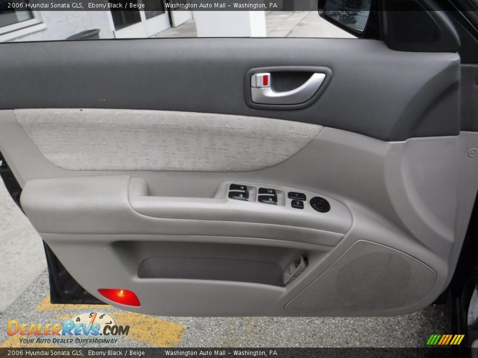 2006 Hyundai Sonata GLS Ebony Black / Beige Photo #12