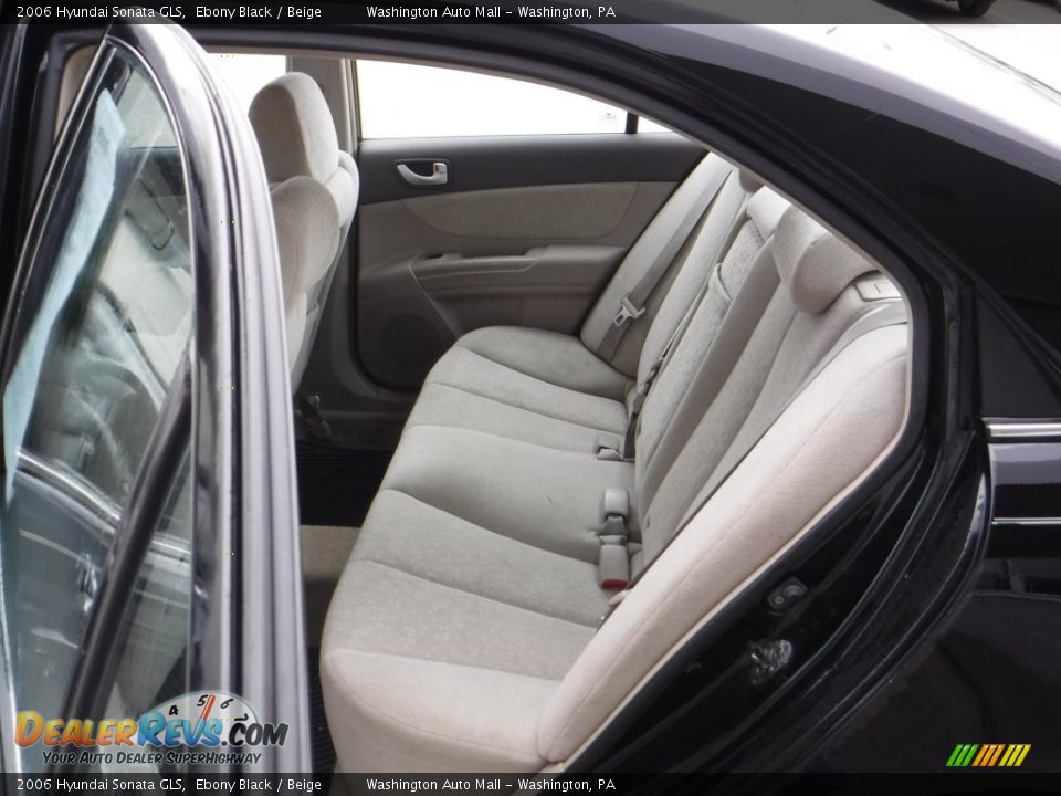 2006 Hyundai Sonata GLS Ebony Black / Beige Photo #17