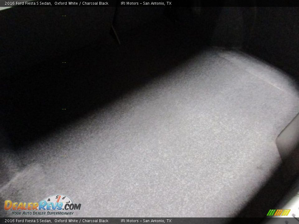 2016 Ford Fiesta S Sedan Oxford White / Charcoal Black Photo #11