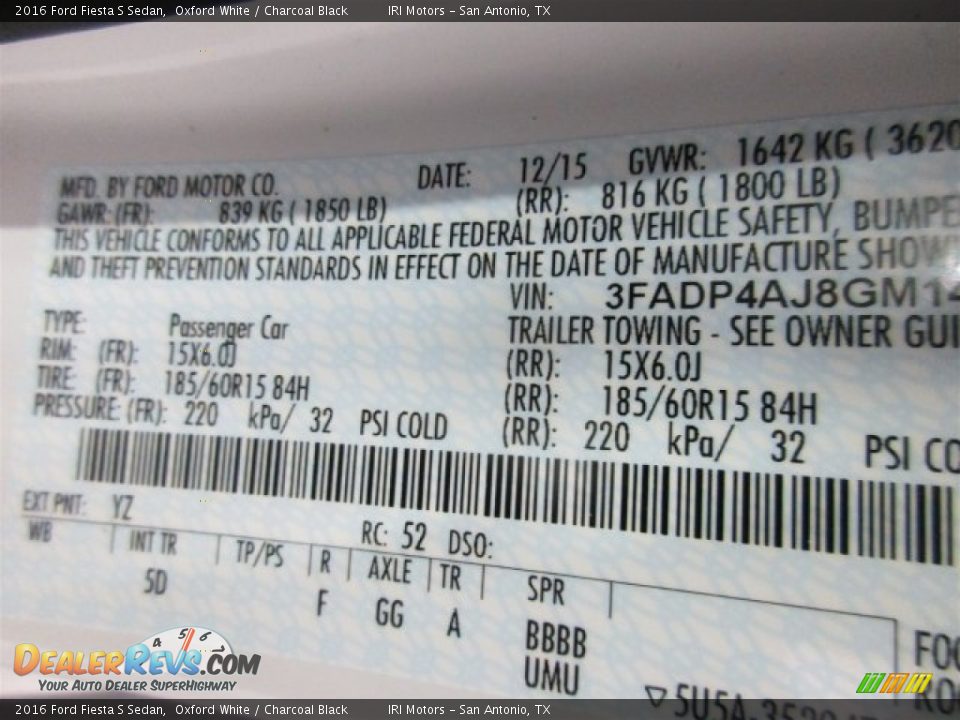 2016 Ford Fiesta S Sedan Oxford White / Charcoal Black Photo #15