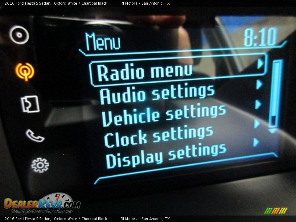 2016 Ford Fiesta S Sedan Oxford White / Charcoal Black Photo #17