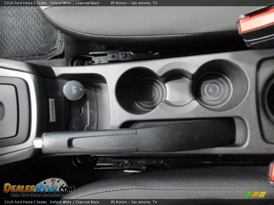 2016 Ford Fiesta S Sedan Oxford White / Charcoal Black Photo #21