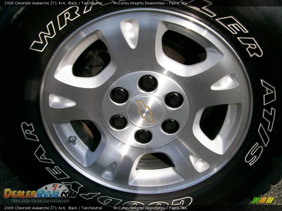 2006 Chevrolet Avalanche Z71 4x4 Black / Tan/Neutral Photo #8