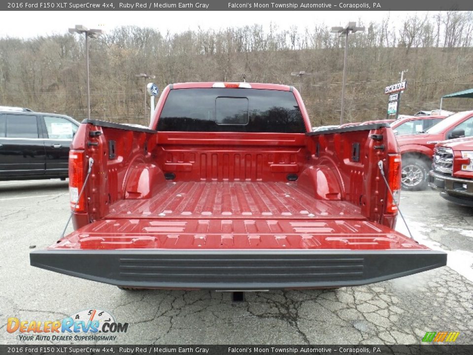 2016 Ford F150 XLT SuperCrew 4x4 Ruby Red / Medium Earth Gray Photo #5