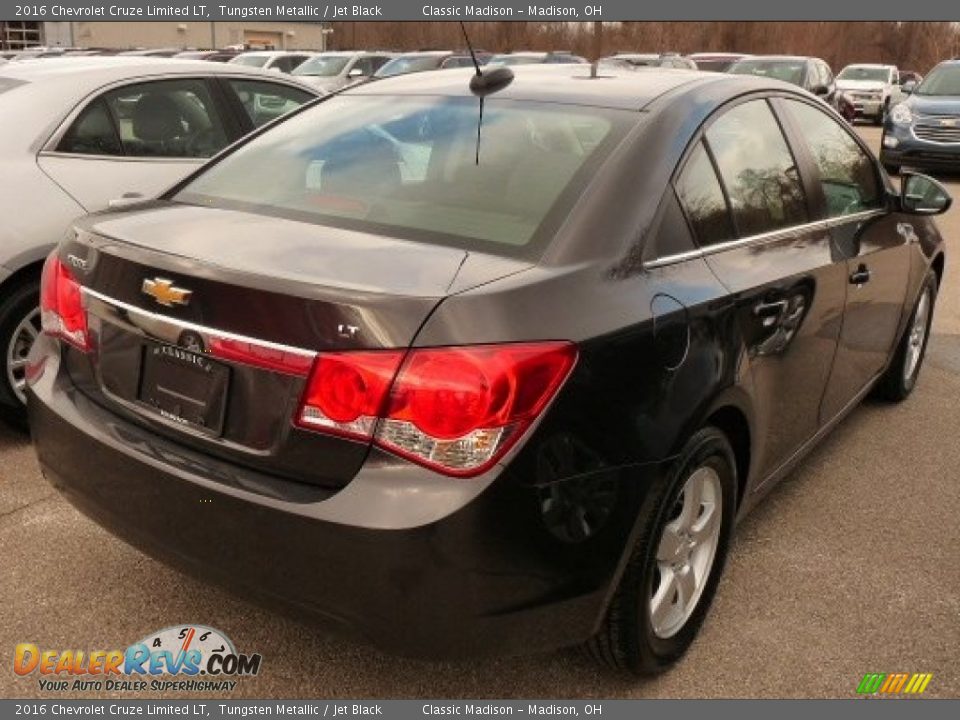 2016 Chevrolet Cruze Limited LT Tungsten Metallic / Jet Black Photo #1