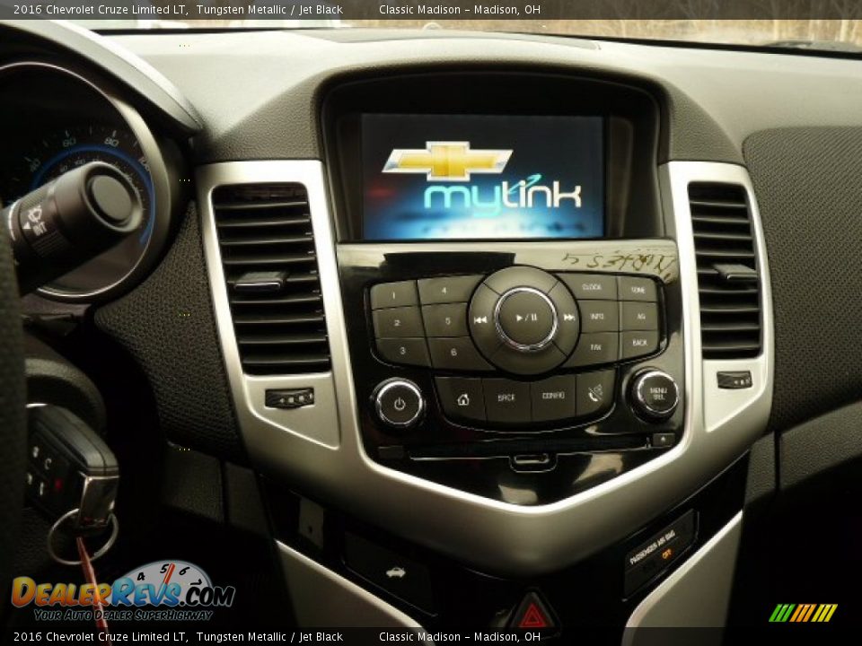 2016 Chevrolet Cruze Limited LT Tungsten Metallic / Jet Black Photo #5