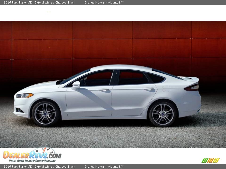 2016 Ford Fusion SE Oxford White / Charcoal Black Photo #8