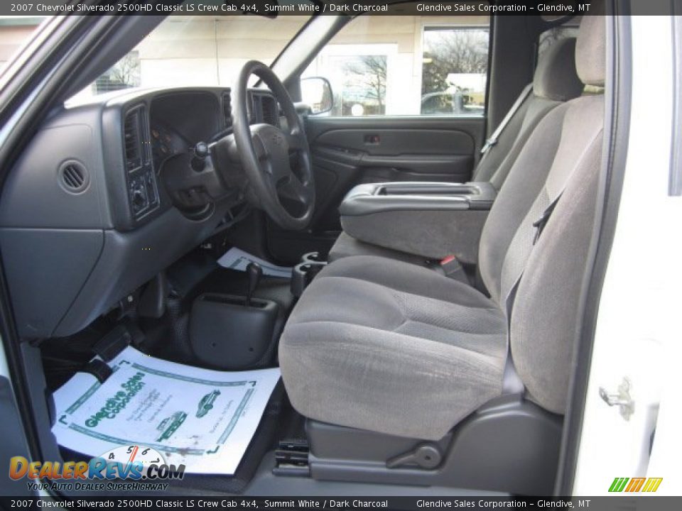 2007 Chevrolet Silverado 2500HD Classic LS Crew Cab 4x4 Summit White / Dark Charcoal Photo #12
