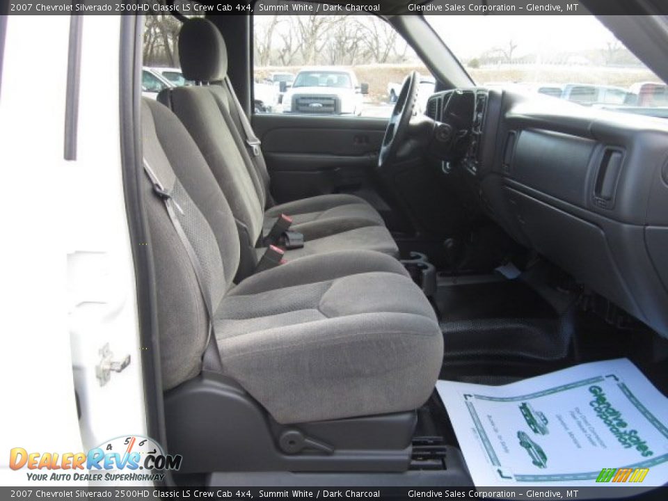 2007 Chevrolet Silverado 2500HD Classic LS Crew Cab 4x4 Summit White / Dark Charcoal Photo #15