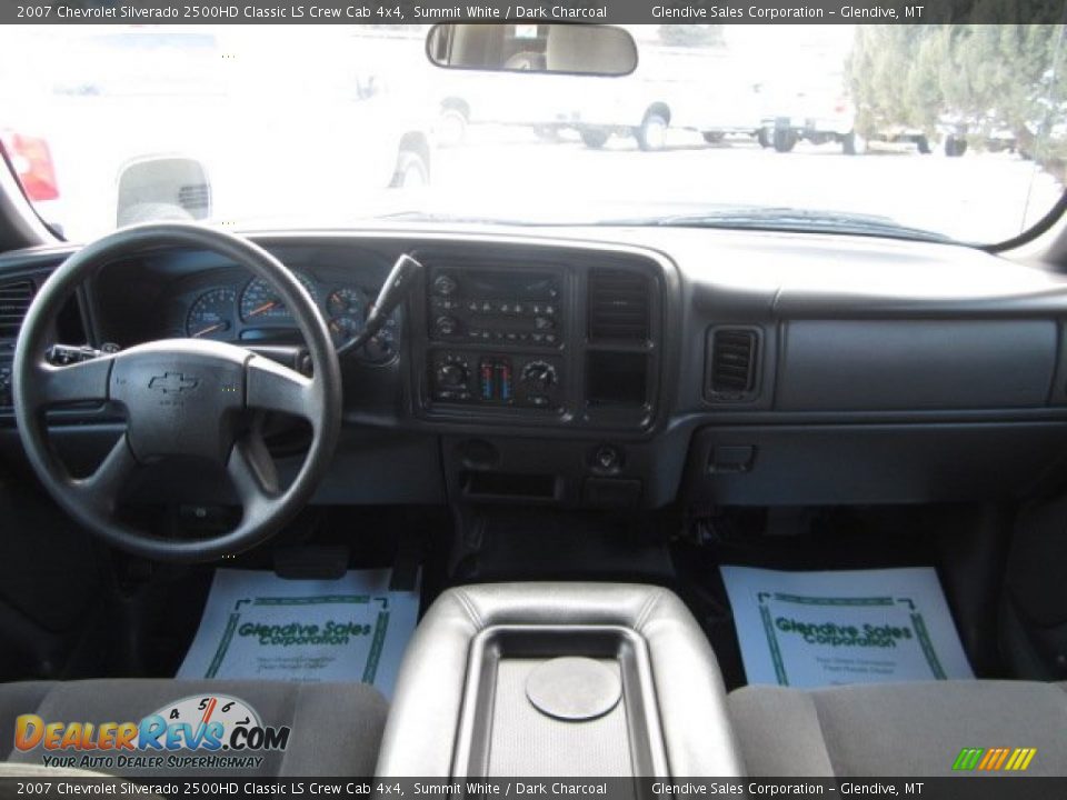 2007 Chevrolet Silverado 2500HD Classic LS Crew Cab 4x4 Summit White / Dark Charcoal Photo #20