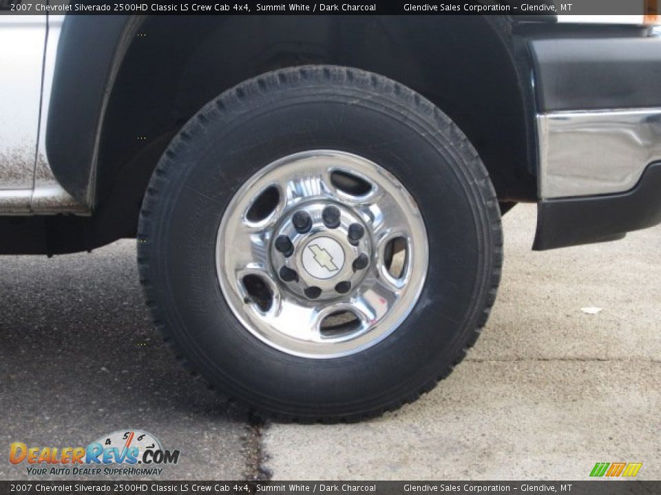 2007 Chevrolet Silverado 2500HD Classic LS Crew Cab 4x4 Summit White / Dark Charcoal Photo #25