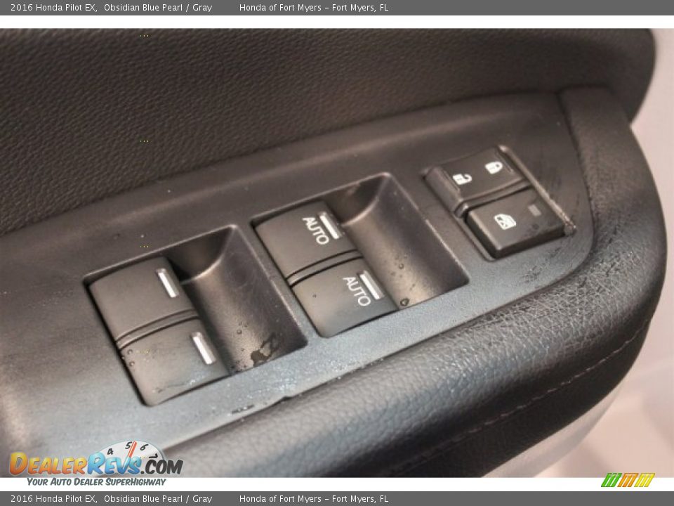 2016 Honda Pilot EX Obsidian Blue Pearl / Gray Photo #8