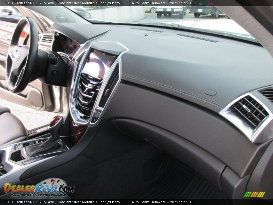 2013 Cadillac SRX Luxury AWD Radiant Silver Metallic / Ebony/Ebony Photo #32