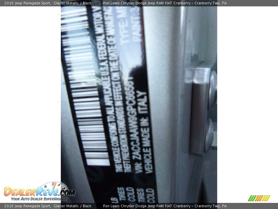 2016 Jeep Renegade Sport Glacier Metallic / Black Photo #15