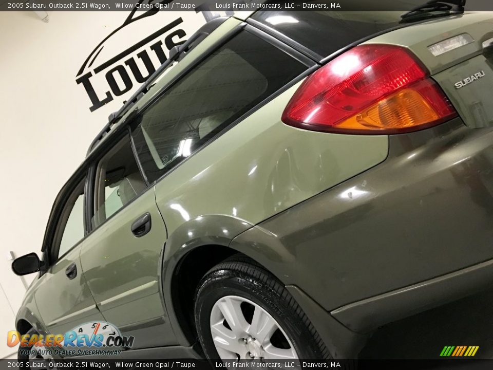 2005 Subaru Outback 2.5i Wagon Willow Green Opal / Taupe Photo #25